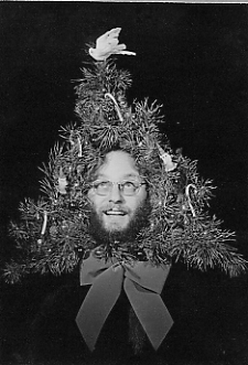 1976 Card.gif (66317 bytes)