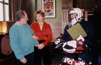 2001 Card.gif (81927 bytes)